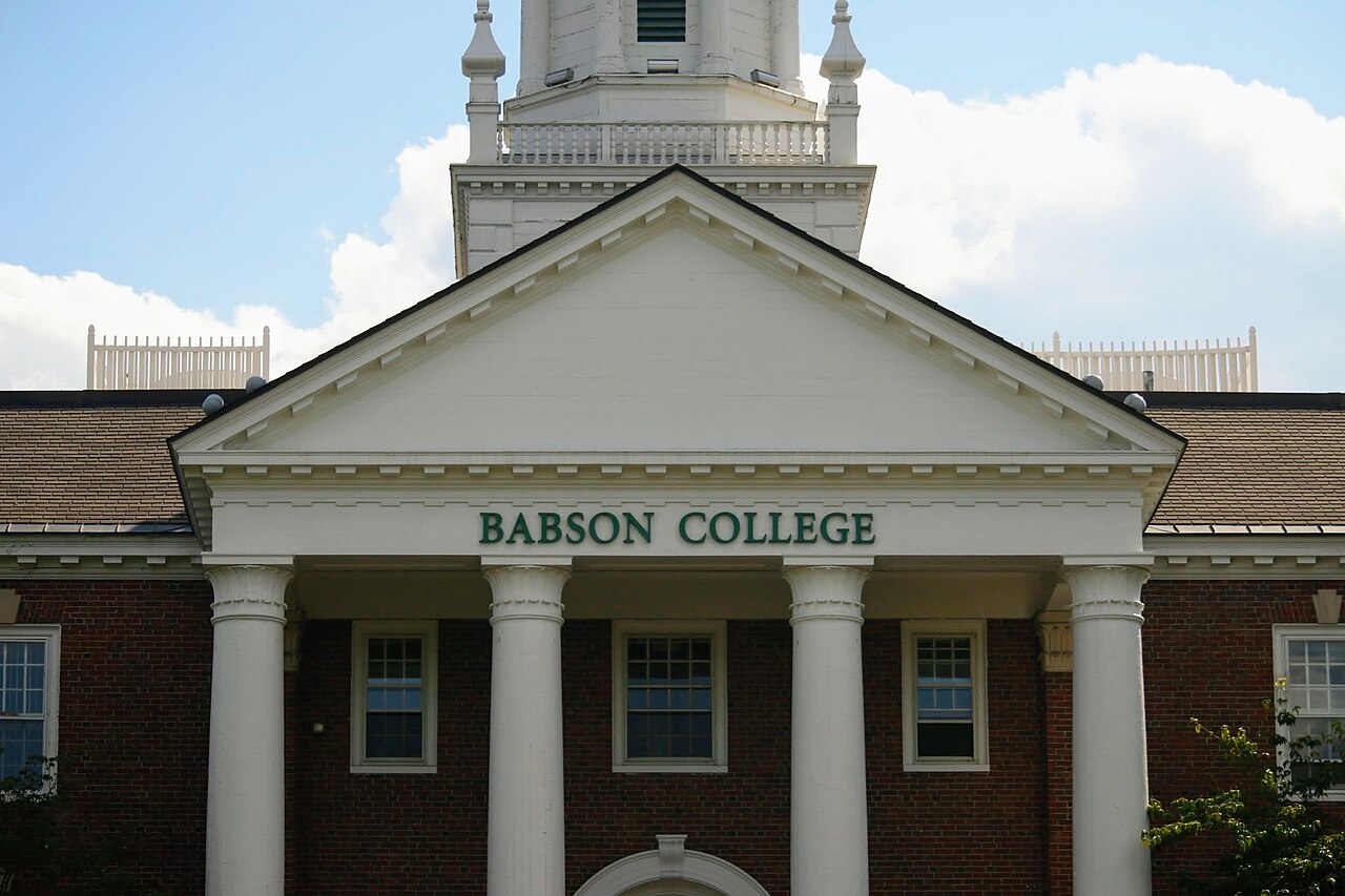 Padel courts at Babson Padel Club in Wellesley, MA